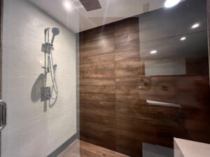 Shower with paneling