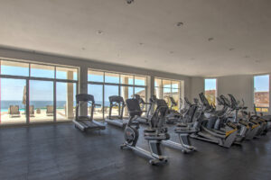 Palacio del Mar has the best gym in the area, hands down. Ocean front - fully equipped - bright and spacious