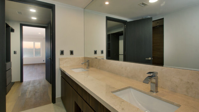 Palacio del Mar Tower 2 - Master bathroom Palacio del Mar Tower 2 - Master bathroom